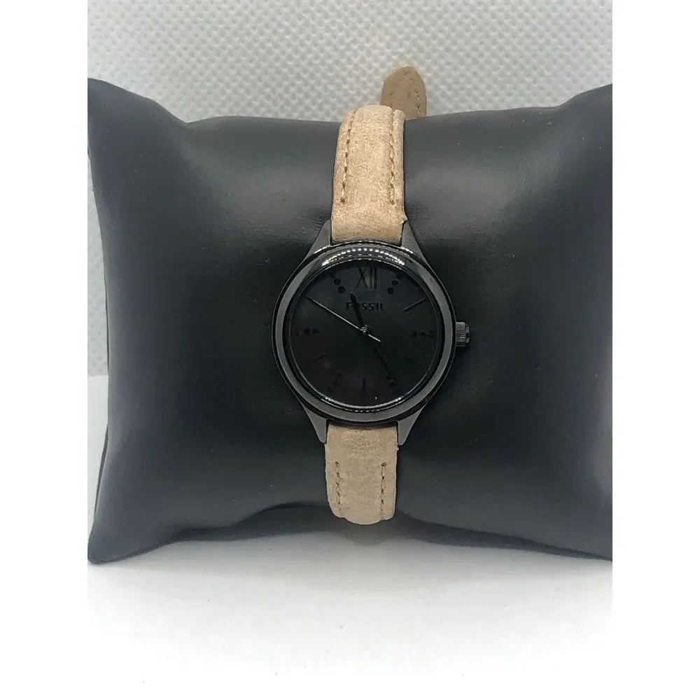 Fossil BQ3439 Women's Sand Leather Analog Black Dial Quartz Wrist Watch PQ54